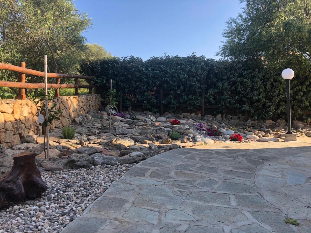 Villa Peonia Budoni Bagian luar foto