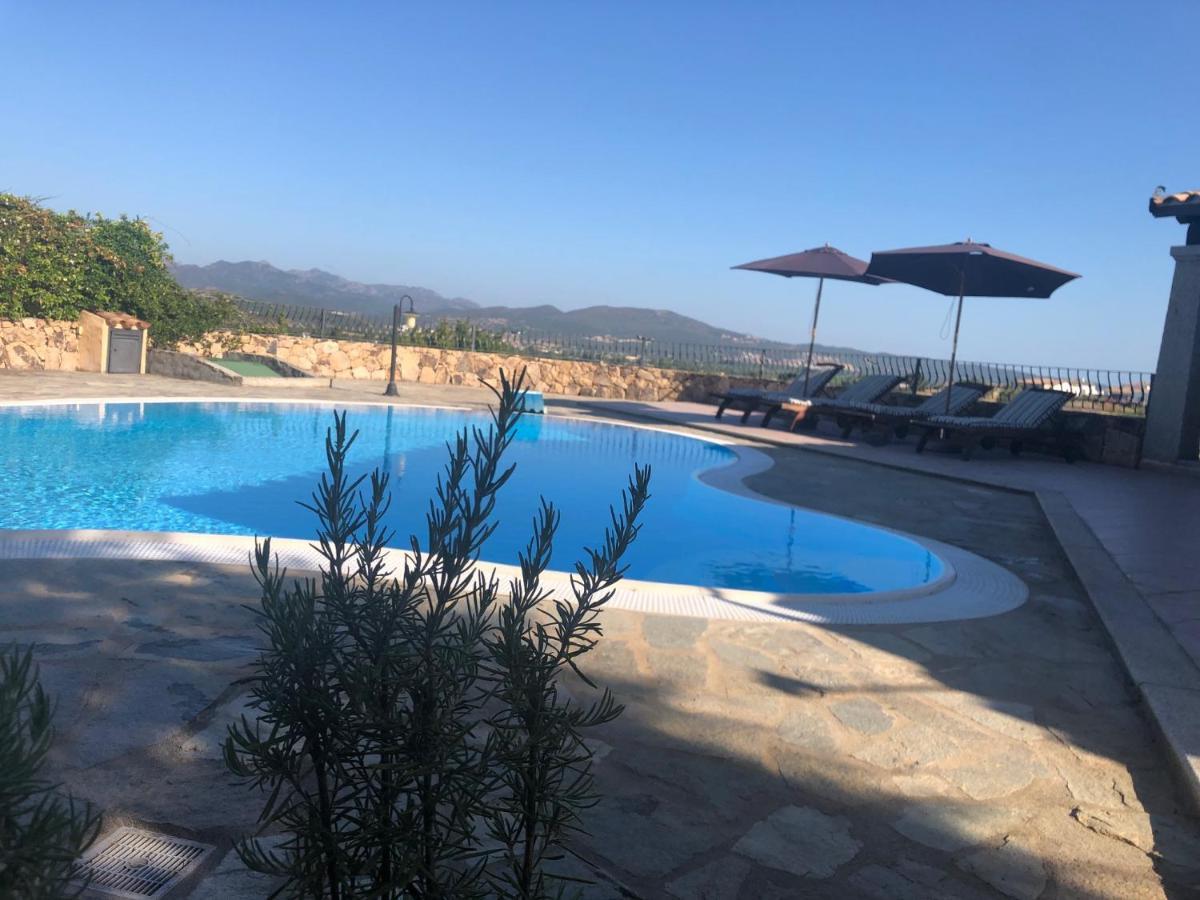 Villa Peonia Budoni Bagian luar foto