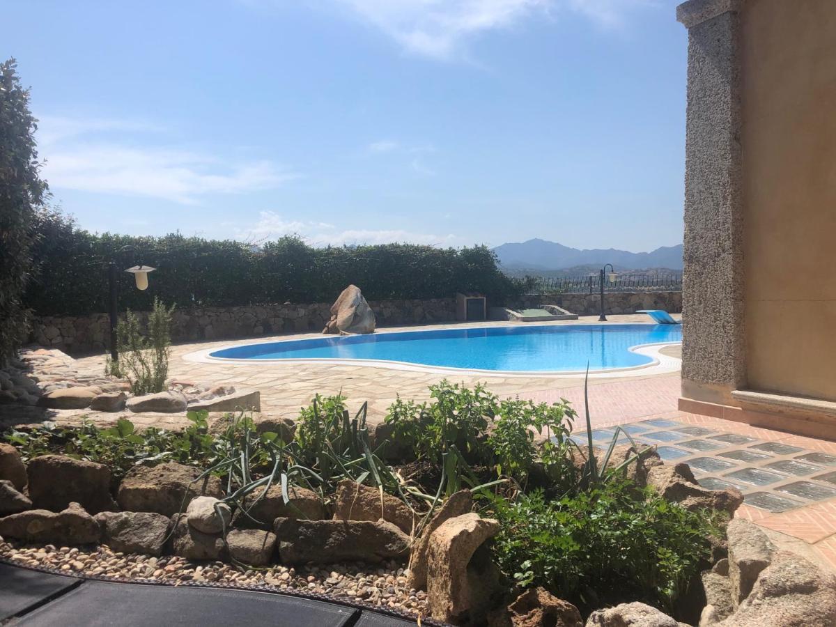 Villa Peonia Budoni Bagian luar foto