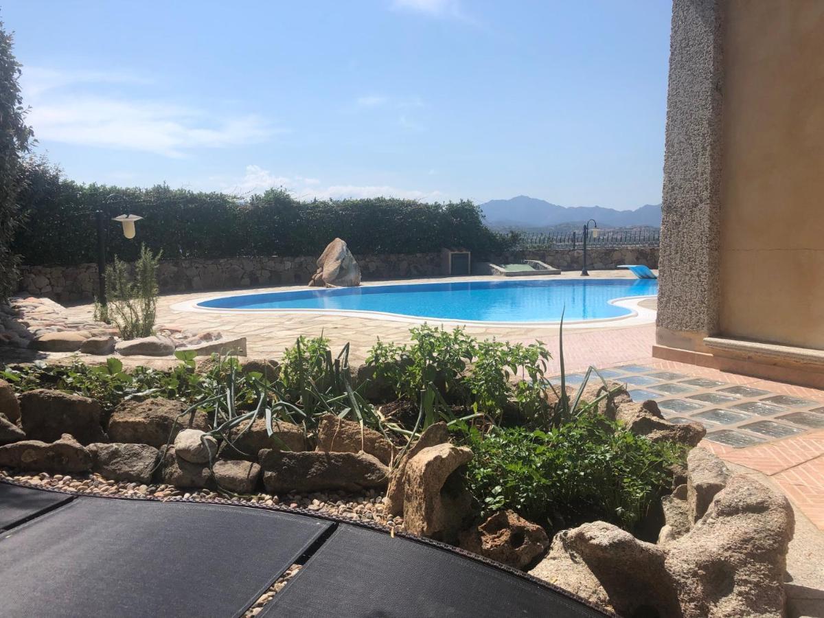 Villa Peonia Budoni Bagian luar foto