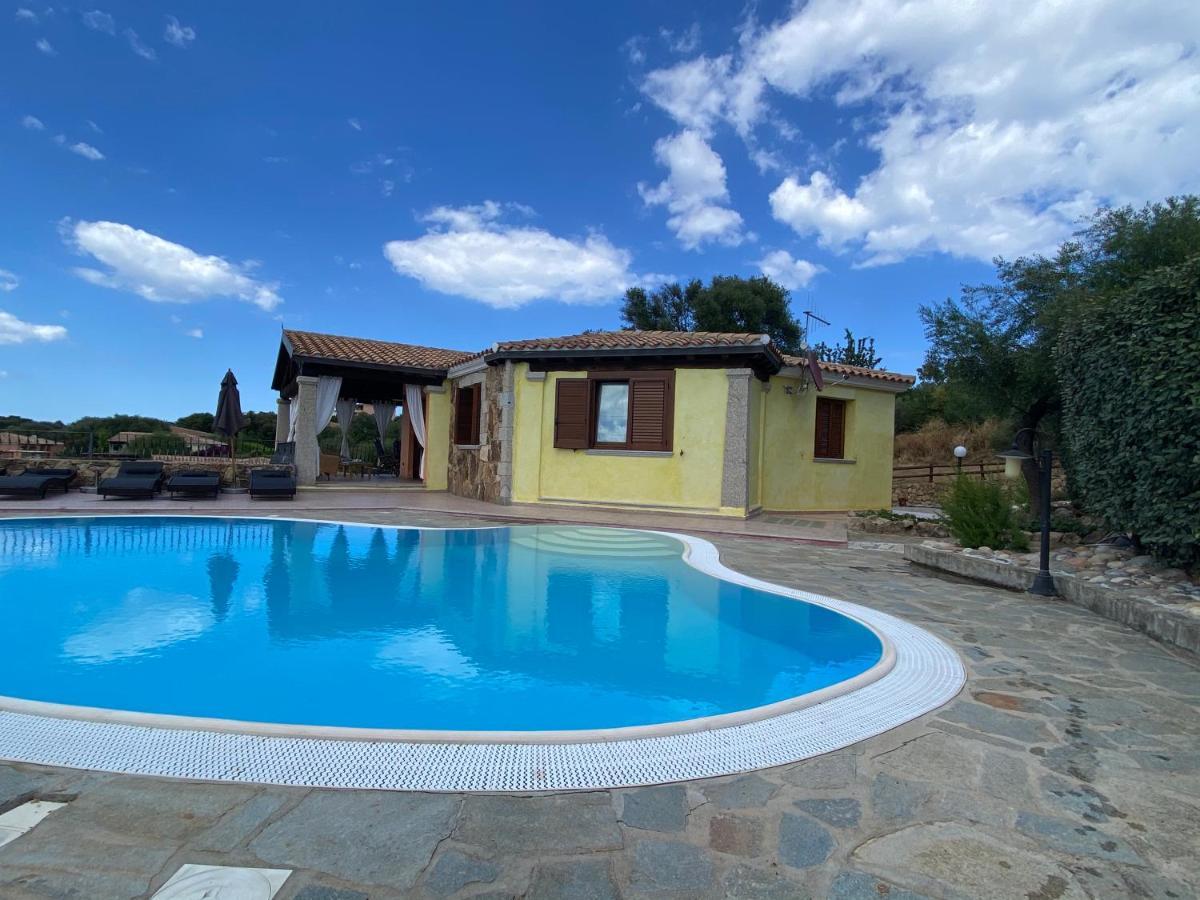 Villa Peonia Budoni Bagian luar foto