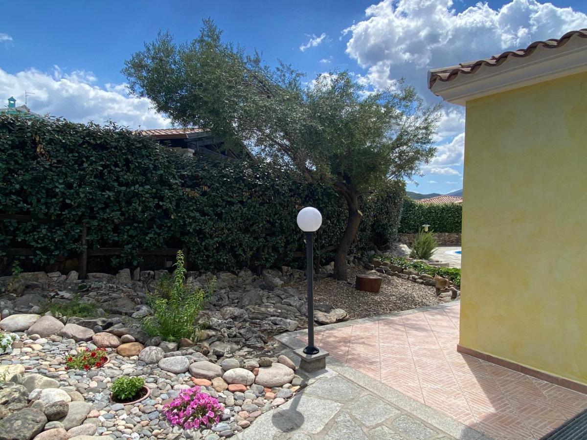 Villa Peonia Budoni Bagian luar foto