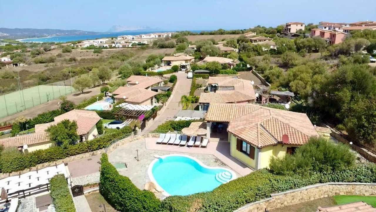 Villa Peonia Budoni Bagian luar foto