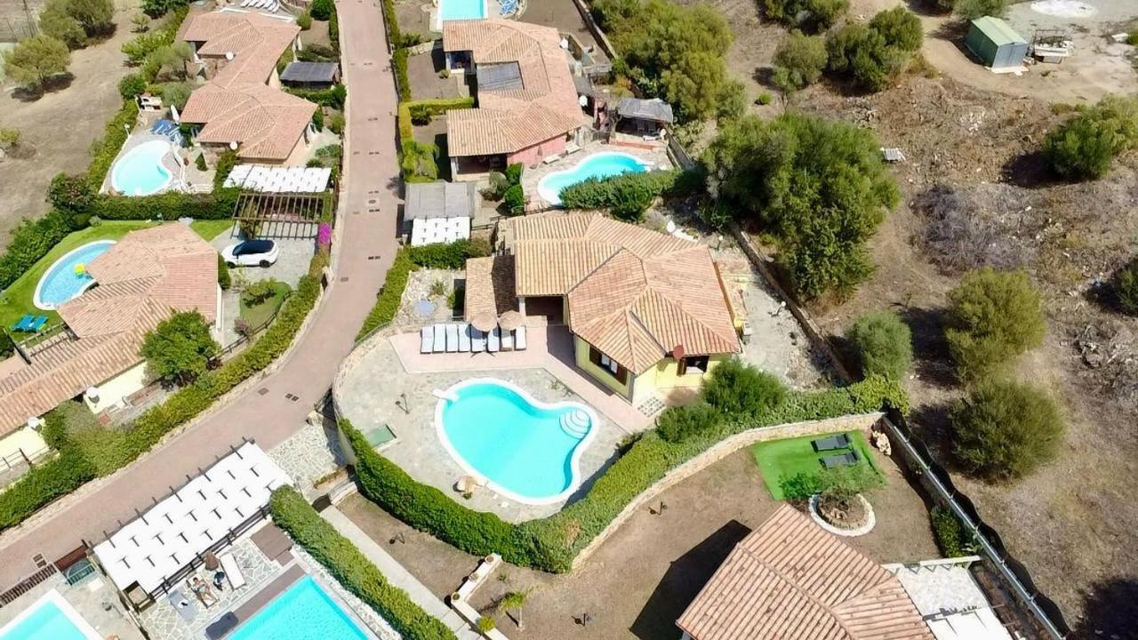 Villa Peonia Budoni Bagian luar foto